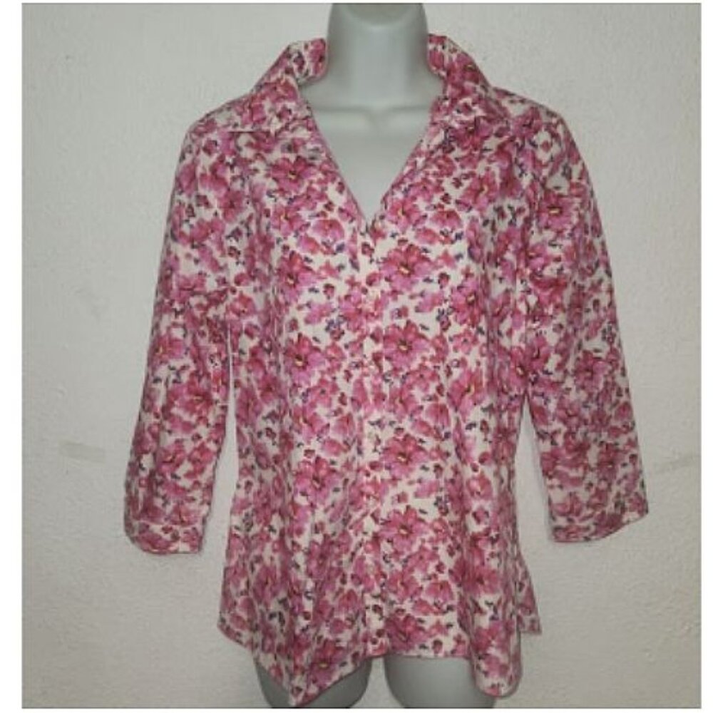 Land's End button front blouse, Pink floral design in size Large/12 NWOT